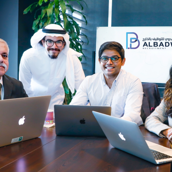 طريقة الحصول على إقامة العمل في السعودية