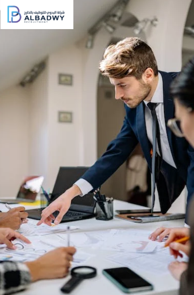 فرص عمل بالخارج مؤهل عالى